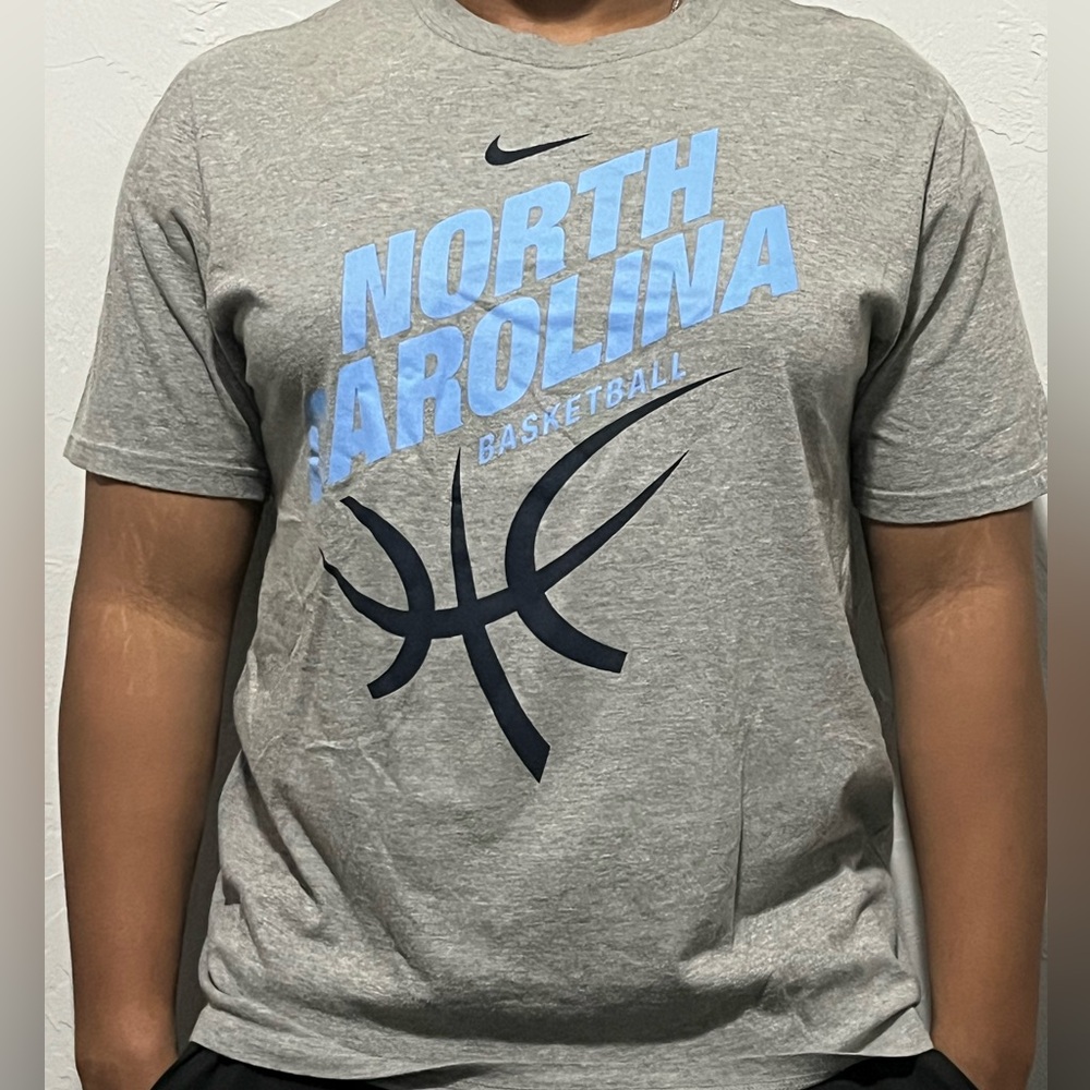 Nike XL UNC Basketball Shirt